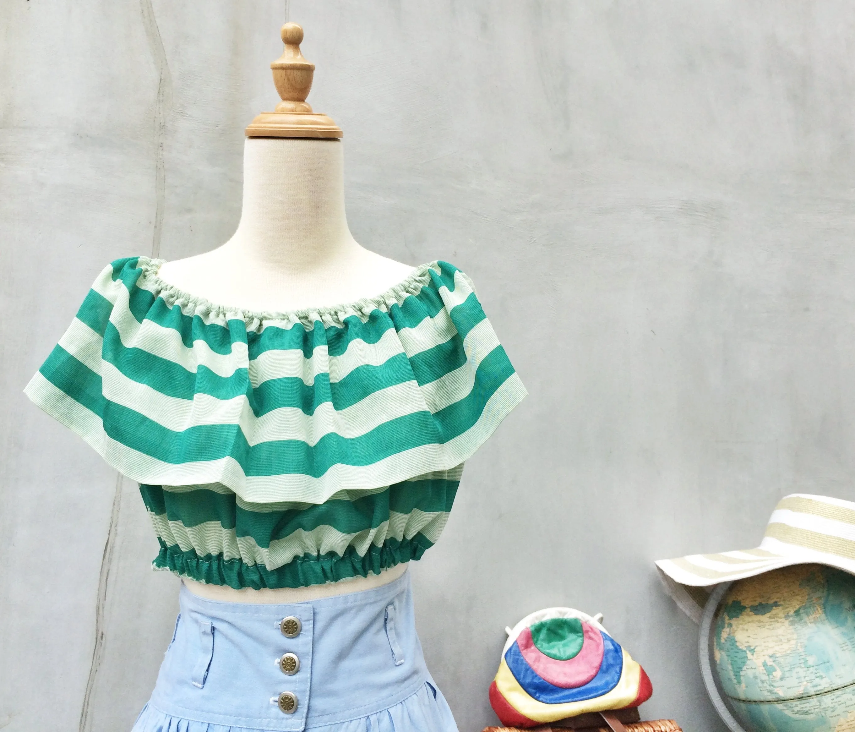 Spring Fling | Retro 60s sexy cropped swing top